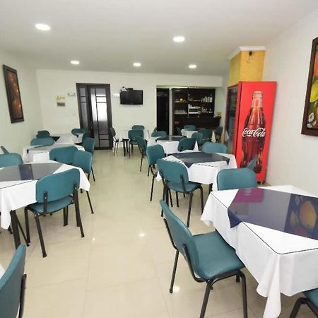 Hotel Zafiro Plaza Тунха Экстерьер фото