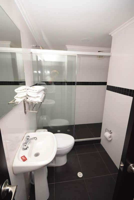 Hotel Zafiro Plaza Тунха Экстерьер фото